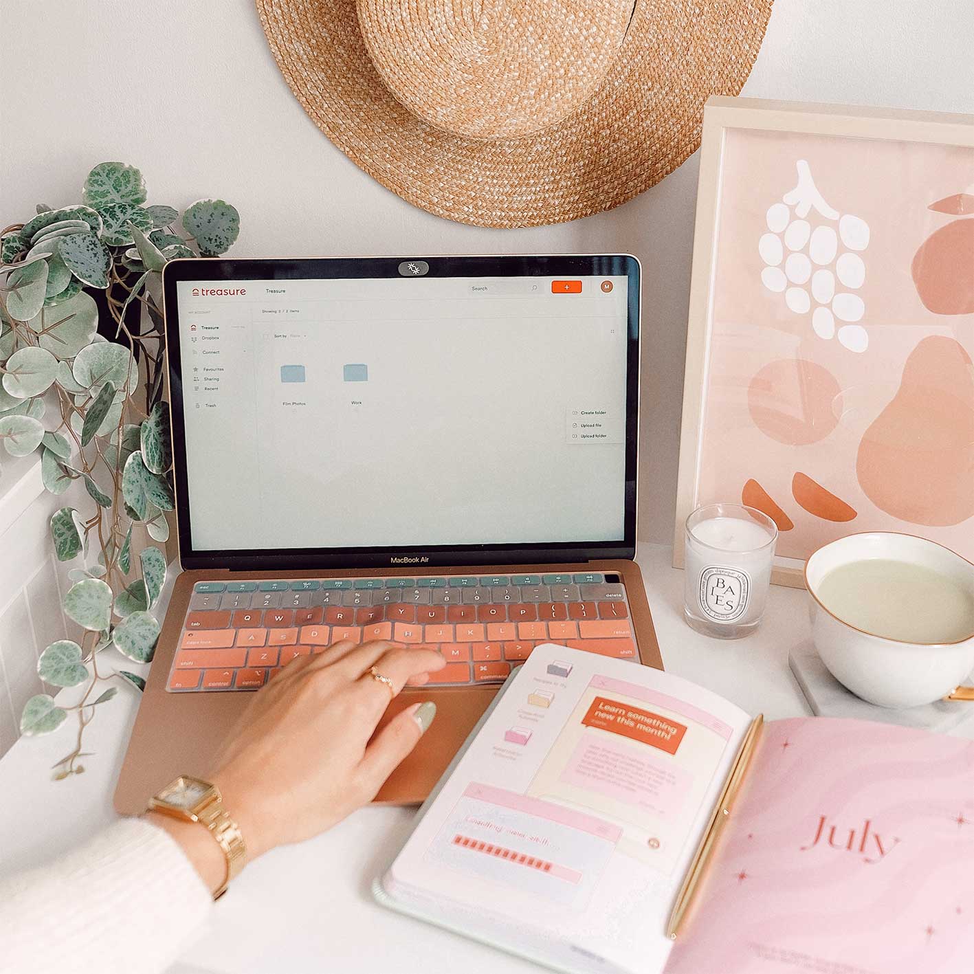 How to stay organised as a busy content creator